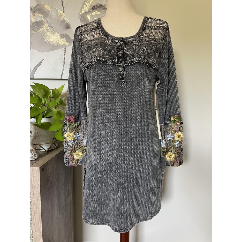 Aratta Silent Journey Tunic Dress Gray Lace Embroidered Henley Boho Whimsigoth